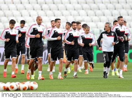 FUSSBALL - EL, Sevilla vs Benfica, Vorberichte, Training TURIN,ITALIEN,13.MAI.14 - FUSSBALL - UEFA Europa League, Finale, Sevilla FC vs SL Benfica Lissabon, Abschlusstraining Benfica. Bild zeigt die Mannschaft von Benfica.  CW3_9756