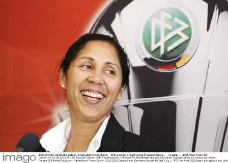 DFB-Direktorin Steffi Jones Pressekonferenz --- Fussball --- DFB Pokal Finale der Damen --- 14.05.2014 EP_JSE