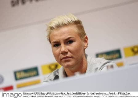 Sarah Freutel (SGS Essen) Abschluss Pressekonferenz --- Fussball --- DFB Pokal Finale der Damen --- 16.05.2014 EP_JSE