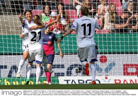 17.05.2014, xsvx, Fussball, DFB Pokal Finale Frauen, 1.FFC Frankfurt - SGS Essen, v.l. Torjubel nach dem Tor zum 1:0 durch Kozue Ando (1.FFC Frankfurt)