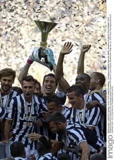 Consegna scudetto Gianluigi Buffon Juventus Juventus Turin Meister 2014 giuseppexceleste