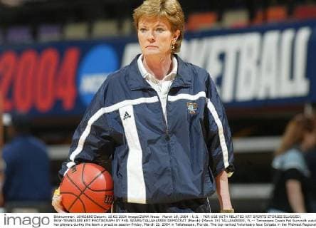March 19, 2004 - U.S. - FOR USE WITH RELATED KRT SPORTS STORIES SLUGGED: BKW-TENNESSEE KRT PHOTOGRAPH BY PHIL SEARS TALLAHASSEE DEMOCRAT (March) (March 19) TALLAHASSEE, FL -- Tennessee Coach Pat Summitt watches her players during the team s practice session Friday, March 19, 2004 in Tallahassee, Florida. The top-ranked Volunteers face Colgate in the Midwest Regional s opening game of the NCAA College League USA Women s Basketball Championship. (lde) 2004 News Archive - March 19, 2004 - ZUMAm67