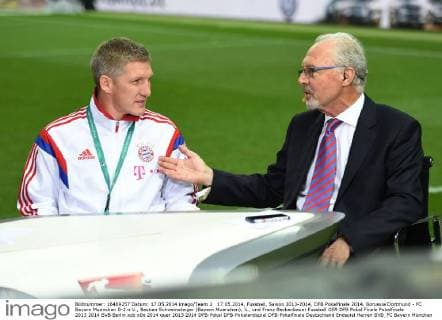 17.05.2014, Fussball, Saison 2013-2014, DFB Pokalfinale 2014, Borussia Dortmund - FC Bayern Muenchen 0-2 n.V., Bastian Schweinsteiger (Bayern Muenchen), li., und Franz Beckenbauer