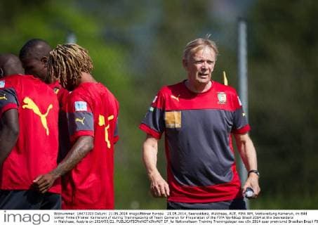 21.05.2014, Seeresidenz, Walchsee, AUT, FIFA WM, Vorbereitung Kamerun, im Bild Volker Finke (Trainer Kamerun) during Trainingscamp of Team Camerun for Preparation of the FIFA Worldcup Brasil 2014 at the Seeresidenz in Walchsee, Austria on 2014 05 21.  EP_fei  