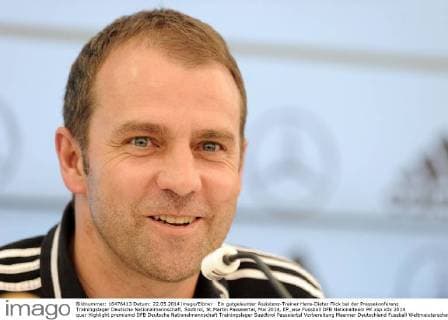 Ein gutgelaunter Assistenz-Trainer Hans-Dieter Flick bei der Pressekonferenz Trainingslager Deutsche Nationalmannschaft, Südtirol, St.Martin Passeiertal, Mai 2014, EP_wse