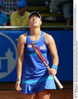 Angelique Kerber (GER) schließt nach einem verlorenen Punkt enttäuscht die Augen. Nürnberger Versicherungscup 2014, Nuremberg, Germany.