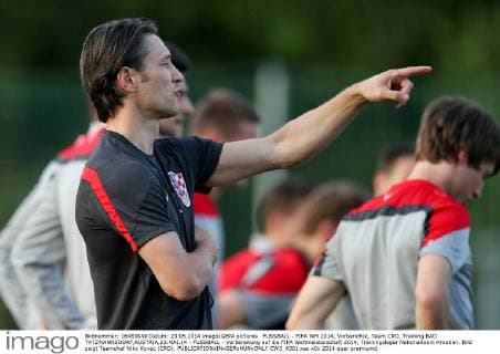 FUSSBALL - FIFA WM 2014, Vorberichte, Team CRO, Training BAD TATZMANNSDORF,AUSTRIA,23.MAI.14 - FUSSBALL - Vorbereitung auf die FIFA Weltmeisterschaft 2014, Trainingslager Nationalteam Kroatien. Bild zeigt Teamchef Niko Kovac (CRO).  CW3_4301