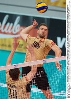 23.05.2014, Brose Arena, Bamberg Volleyball, World League 2014, Deutschland vs. Japan Zuspiel Lukas Kampa ( 11 GER), Tim Broshog ( 15 GER)