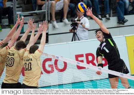 23.05.2014, Brose Arena, Bamberg Volleyball, World League 2014, Deutschland vs. Japan Block Dreierblock Christian Fromm ( 1 GER), Philipp Collin ( 20 GER), Lukas Kampa ( 11 GER) - Angriff Kunihiro Shimizu ( 1 JPN)