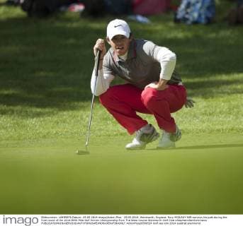 25.05.2014. Wentworth, England. Rory MCILROY NIR surveys his putt during the final round of the 2014 BMW PGA Golf Herren Championship from The West Course Wentworth Golf Club xStephenxBartholomewx  ActionPlus20596524
