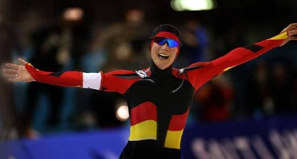 Feb. 10, 2002 - U.S. - (KRT104) KRT SPORTS STORY SLUGGED: OLY-SPEEDSKATE KRT PHOTOGRAPH BY JOE RIMKUS JR. MIAMI HERALD (FORT LAUDERDALE OUT) (February 10) SALT LAKE CITY, UT-- Germany s Claudia Pechstein is ecstatic as she shattered her own world record with 3:57.70 and wins the gold in the womens 3000m speedskate, Sunday February 10, 2002 in Salt Lake City, Utah. (MI) AP BL NC KD 2002 (Horiz) (lde) (Additional photos available on KRT Direct, KRT NewsCom or upon request) News Archive - Feb. 10, 2002 - ZUMAm67