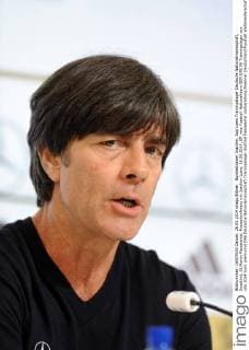 Bundestrainer Joachim, Jogi Löw Trainingslager Deutsche Nationalmannschaft, Südtirol, St.Martin Passeiertal, Pressekonferenz mit Joachim Löw, 26.05.2014, EP_wse