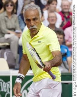 TENNIS - ATP, French Open 2014 PARIS,FRANKREICH,03.JUN.14 - TENNIS - ATP Tennis Herren World Tour, Grand Slam, Roland Garros, French Open. Legenden. Bild zeigt Mansour Bahrami (FRA). 