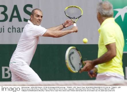TENNIS - ATP, French Open 2014 PARIS,FRANKREICH,03.JUN.14 - TENNIS - ATP Tennis Herren World Tour, Grand Slam, Roland Garros, French Open. Legenden. Bild zeigt Cedric Pioline (FRA) und Mansour Bahrami (FRA). 
