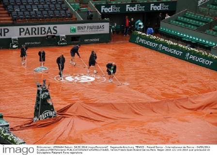 Regenunterbrechung TENNIS : Roland Garros - Internationaux de France - 04 06 2014 N.LeGouic FEP Panoramic 