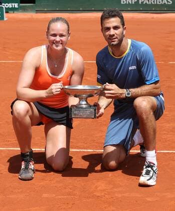 French Open 2014, Roland Garros,Paris,ITF Grand Slam Tennis Tournament, Mixed Doubles Finale,Endspiel,Siegerehrung, Anna-Lena Grönefeld (GER) und Jean-Julien Rojer (NED),
