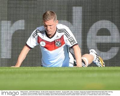 05.06.2014, xjhx, Fussball, Deutsche Fussball Nationalmannschaft DFB Training, v.l. Bastian Schweinsteiger (Deutsche Fussball Nationalmannschaft DFB)