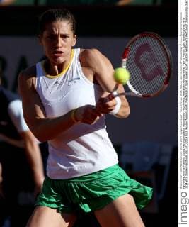 French Open 2014, Roland Garros,Paris,ITF Grand Slam Tennis Tournament, Damen Halbfinale,Andrea Petkovic (GER),Aktion,Einzelbild, Halbkoerper,Hochformat,Abendlicht,Atmosphaere,