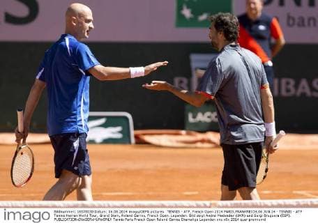TENNIS - ATP, French Open 2014 PARIS,FRANKREICH,06.JUN.14 - TENNIS - ATP Tennis Herren World Tour, Grand Slam, Roland Garros, French Open. Legenden. Bild zeigt Andrei Medvedev (UKR) und Sergi Bruguera (ESP). 