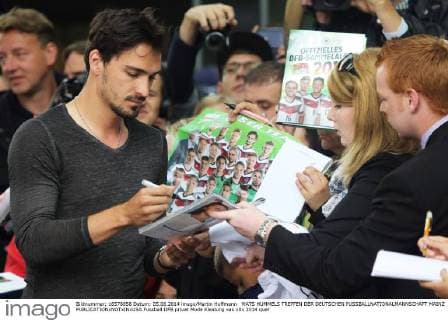 MATS HUMMELS TREFFEN DER DEUTSCHEN FUSSBALLNATIONALMANNSCHAFT MAINZ 