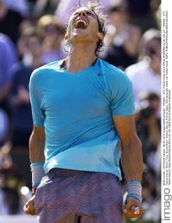 TENNIS - ATP, French Open 2014 PARIS,FRANKREICH,06.JUN.14 - TENNIS - ATP Tennis Herren World Tour, Grand Slam, Roland Garros, French Open. Bild zeigt den Jubel von Rafael Nadal (ESP). 