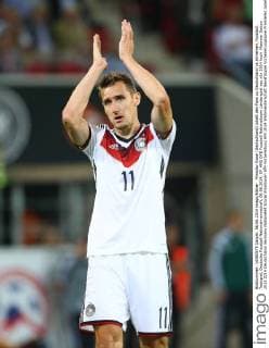 Miroslav Klose (Deutschland) jubelt den Fans zu Deutschland vs Armenien, Fussball, Testspiel, Deutsche Fussball Nationalmannschaft, 06.06.2014, EP_ANS