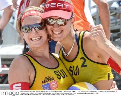 BEACH VOLLEYBALL - CEV Europameisterschaft 2014 CAGLIARI,ITALIEN,07.JUNI.14 -BEACHVOLLEYBALL - CEV Europameisterschaft, Damen. Bild zeigt den Jubel von Tanja Goricanec und Tanja Hüberli (SUI). 