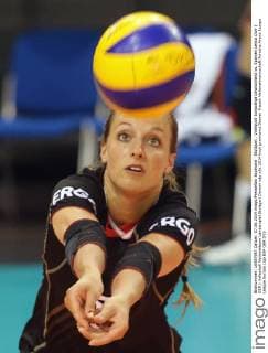 Stuttgart , Volleyball Europaliga Deutschland vs. Spanien Lenka Dürr ( GER )