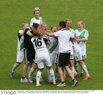 Wolfsburger Jubel um Alexandra Popp (VfL Wolfsburg) VfL Wolfsburg vs. 1. FFC Frankfurt