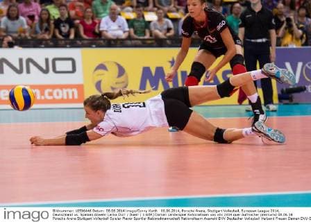 08.06.2014, Porsche Arena, Stuttgart Volleyball, European League 2014, Deutschland vs. Spanien Abwehr Lenka Dürr Duerr ( 1 GER)