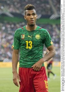 Eric Maxim CHOUPO-MOTING (CMR, mi.) stehend, Halbfigur, nachdenklich. Fussball DFB Nationalmannschaft, Testspiel WM Brasilien, Freundschaftsspiel, Deutschland (GER) - Kamerun (CMR), 2:2, am 01.06.2014 in Mönchengladbach Deutschland, Stadion Borussia-Park. Â