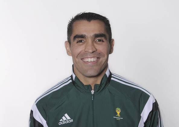 FUSSBALL Fototermin FIFA WM Schiedsrichter 09.04.2014 Marco Antonio Rodriguez Moreno (Mexiko)