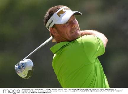 Alex Cejka reacts after hitting off of the 2nd tee box during the first round of the 114th U.S. Open at Pinehurst No. 2 in Pinehurst, North Carolina on June 12, 2014.  PIN20140612367