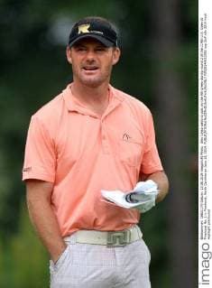 Alex Cejka waits to putt on the 9th green during round 2 of the 114th U.S. Open at Pinehurst No. 2 in Pinehurst, North Carolina on June 13, 2014.  PIN20140613302