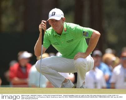 Brandt Snedeker lines up a putt on the 12th green during round 2 of the 114th U.S. Open at Pinehurst No. 2 in Pinehurst, North Carolina on June 13, 2014.  PIN20140613351