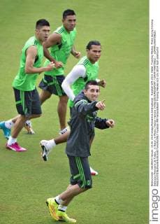 Fussball WM 2014. Natal: Training Mexiko. Photo during training Seleccion Mexicana de Futbol, in Natal, in Photo: Hector Herrera 14 06 2014 MEXSPORT OMAR MARTINEZ - xOMARxMARTINEZx 