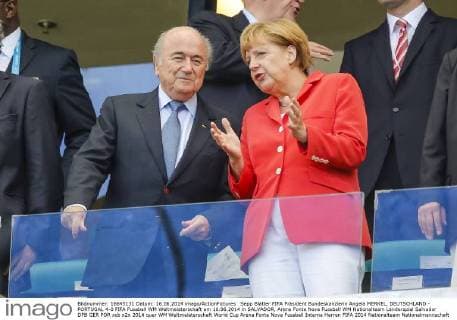 Sepp Blatter FIFA Präsident Bundeskanzlerin Angela MERKEL, DEUTSCHLAND - PORTUGAL 4-0 FIFA Fussball WM Weltmeisterschaft am 16.06.2014 in SALVADOR, Arena Fonte Nova