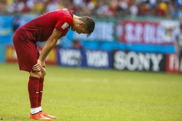 Cristiano RONALDO, Por 7 Emotionen, enttäuscht, Enttäuschung, Frust, frustriert, Trauer ,traurig, verzweifelt, Verzweiflung DEUTSCHLAND - PORTUGAL 4-0 FIFA Fussball WM Weltmeisterschaft am 16.06.2014 in SALVADOR, BRASILIEN, Arena Fonte Nova