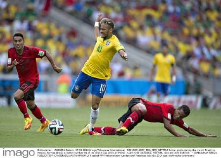 002170614RDI_BRA_MEX_NEYMAR Action photo during the match Brazil vs Mexico, For the Group A match number 16 of the World Cup 2014, in Photo: JUAN JOSE VAZQUEZ, NEYMAR, Giovani DOS SANTOS - xOMARxMARTINEZx 