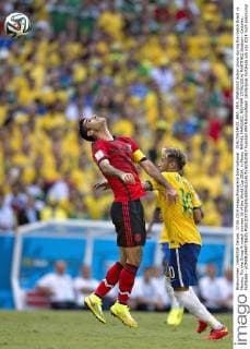 015170614RDI_BRA_MEX_MARQUEZ Action photo during the match Brazil vs Mexico, For the Group A match number 16 of the World Cup 2014, in Photo: RAFAEL MARQUEZ, NEYMAR 17 06 2014 MARTINEZ Stadium: Castelao, Fortaleza - xOMARxMARTINEZx 