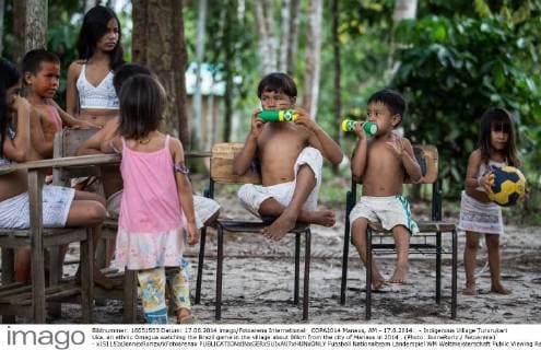 COPA2014 Manaus, AM - 17.6.2014: - Indigenous Village Tururukari Uka, an ethnic Omagua watching the Brazil game in the village about 80km from the city of Manaus in 2014 . (Photo: JonneRoriz Fotoarena) - x(5115)xJonnexRorizx xFotoarenax 