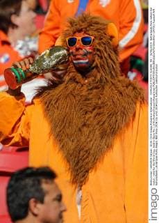 COPA2014 PORTO ALEGRE, RS - 18 06 2014: Netherlands Fans before the match, valid for the World Cup, held in Beira Rio ( x(4)xAndrexChacox xFotoarenax  (24701)