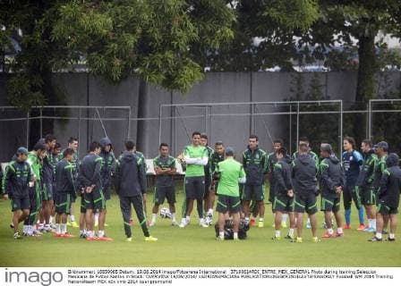 37190614RDI_ENTRE_MEX_GENERAL Photo during training Seleccion Mexicana de Futbol Santos in Stock: OVERVIEW 19 06 2014 xADRIANxMACIASx 
