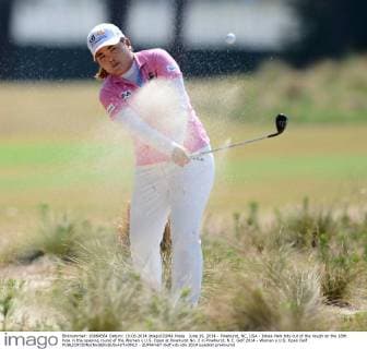June 19, 2014 - Pinehurst, NC, USA - Inbee Park hits out of the rough on the 18th hole in the opening round of the Women s U.S. Open at Pinehurst No. 2 in Pinehurst, N.C. Golf 2014 - Women s U.S. Open Golf - ZUMAm67