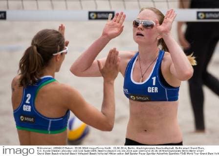 20.06.2014, Berlin, Washingtonplatz Beachvolleyball, Berlin smart Grand Slam, K.O. Runde Chantal Laboureur und Julia Sude (GER)