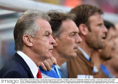 FUSSBALL WM 2014 VORRUNDE GRUPPE E Schweiz - Frankreich 20.06.2014 Trainer Ottmar Hitzfeld (Schweiz)