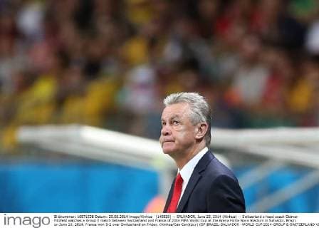 (140620) -- SALVADOR, June 20, 2014 (Xinhua) -- Switzerland s head coach Ottmar Hitzfeld watches a Group E match between Switzerland and France of 2014 FIFA World Cup at the Arena Fonte Nova Stadium in Salvador, Brazil, on June 20, 2014. France won 5-2 over Switzerland on Friday. (Xinhua Cao Can)(pcy) (SP)BRAZIL-SALVADOR -WORLD CUP 2014-GROUP E-SWITZERLAND VS FRANCE 