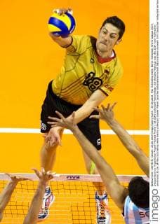 20.06.2014, Max Schmeling Halle, Berlin Volleyball, World League 2014, Deutschland vs. Argentinien Angriff Michael Andrei ( 18 GER)