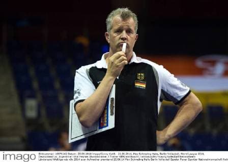 20.06.2014, Max Schmeling Halle, Berlin Volleyball, World League 2014, Deutschland vs. Argentinien Vital Heynen (Bundestrainer Trainer GER) enttäuscht enttaeuscht traurig