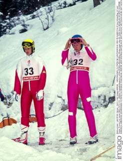 SKISPRINGEN, OLYMPISCHE WINTERSPIELE 1992 IN ALBERTVILLE Jens Weissflog (li) und Dieter Thoma (re, beide GER) FOTO (C): WEREK Pressebildagentur xxNOxMODELxRELEASExx